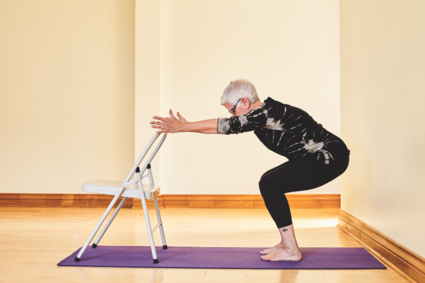 Yoga: Soulager les douleurs aux genoux (VIDÉO) – Bel Âge